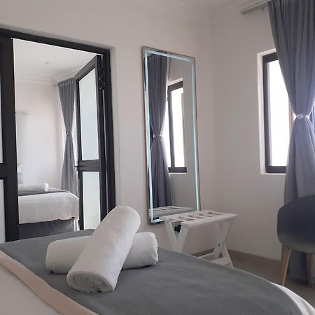 Shark Island Guesthouse Lüderitz Eksteriør billede
