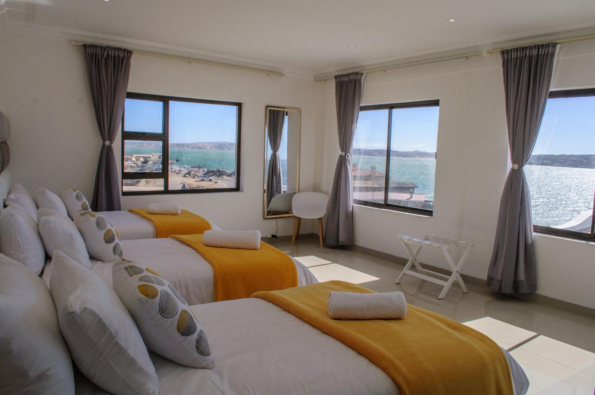 Shark Island Guesthouse Lüderitz Eksteriør billede