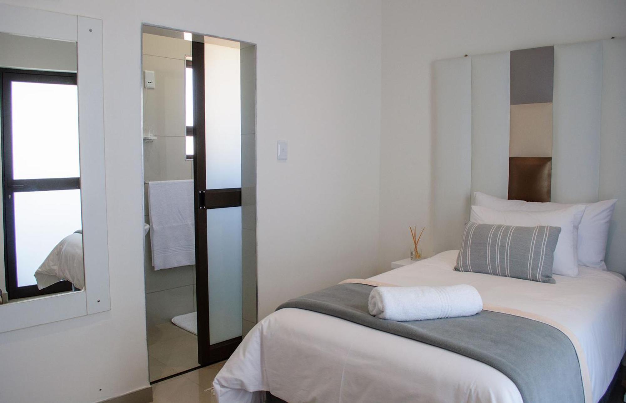 Shark Island Guesthouse Lüderitz Eksteriør billede