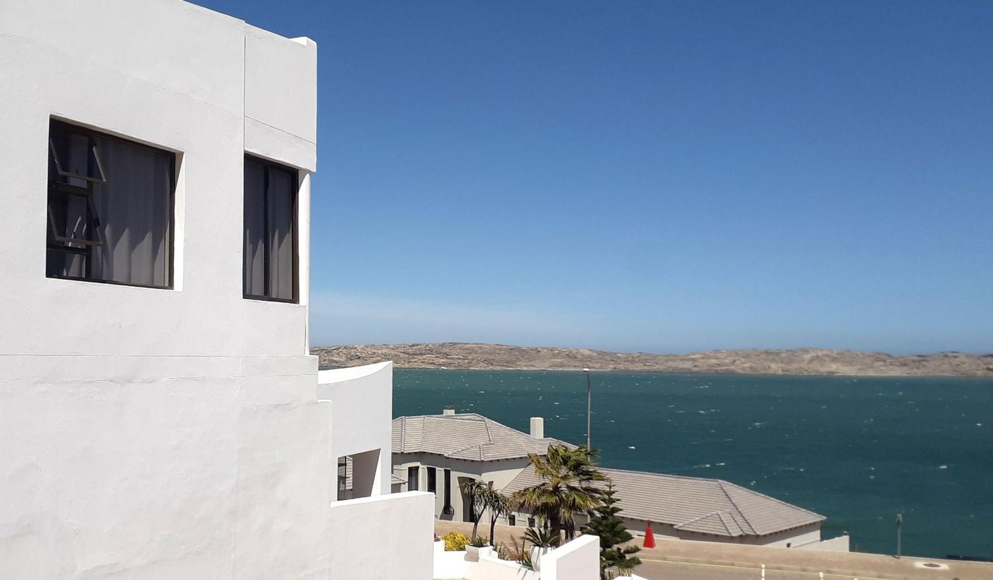 Shark Island Guesthouse Lüderitz Eksteriør billede